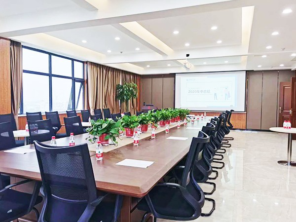 華東工控會(huì)議室