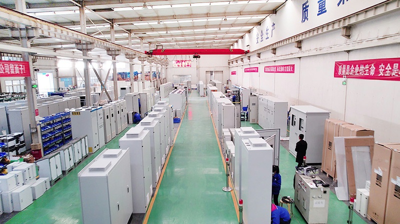 華東工控-生產(chǎn)車間