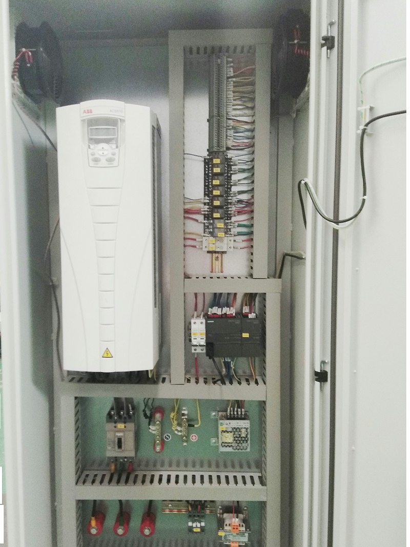 變頻傳動(dòng)柜