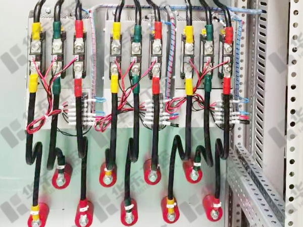 動力配電柜細節(jié)