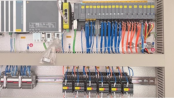 CE認(rèn)證控制柜：以國際標(biāo)準(zhǔn)打造工業(yè)自動化核心優(yōu)勢