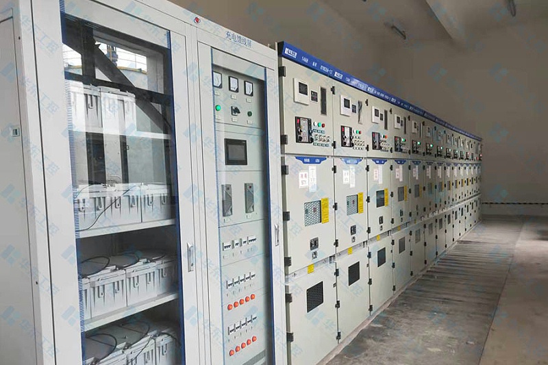 華東工控-控制柜現(xiàn)場(chǎng)